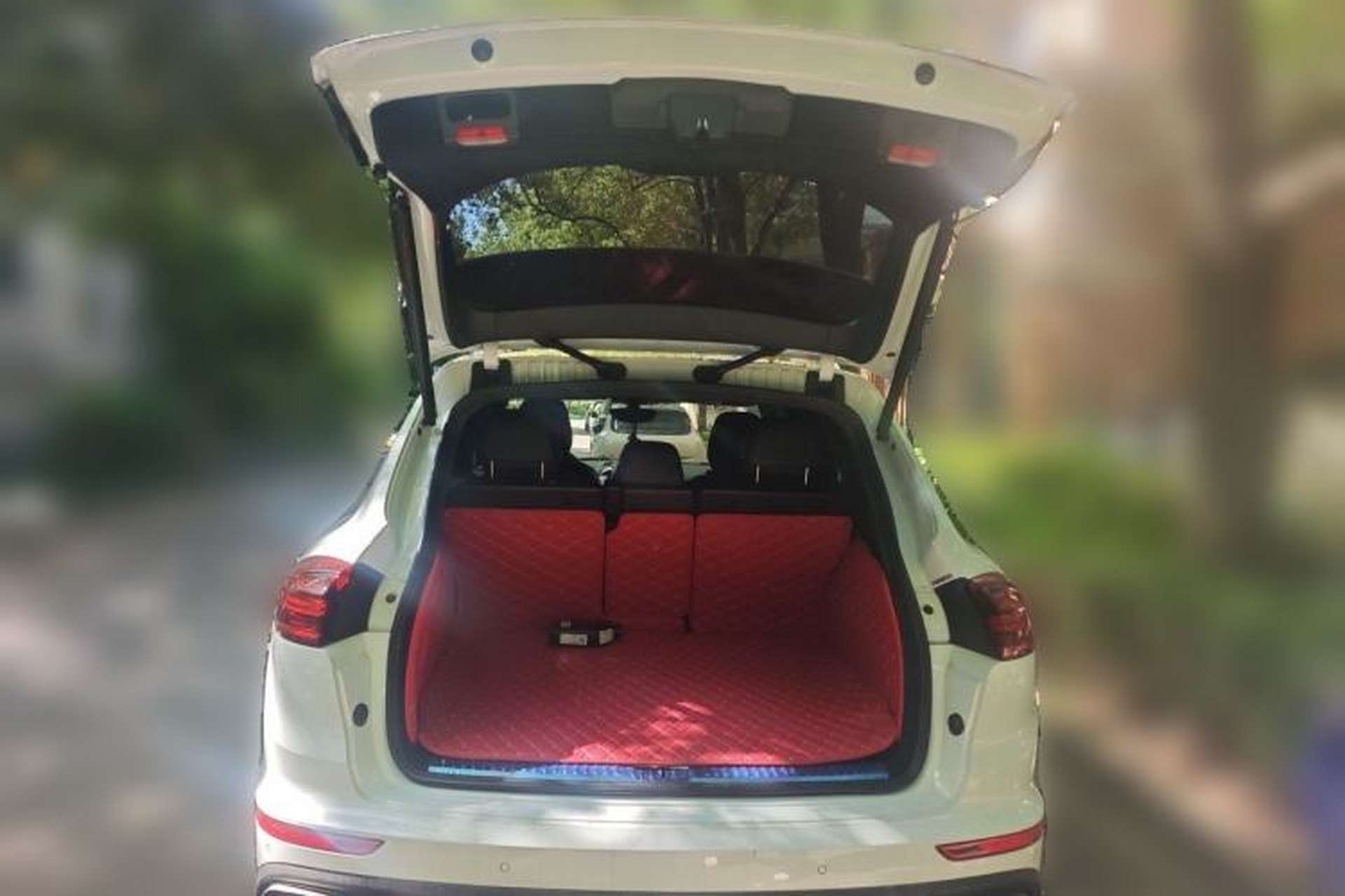 Used Porsche Cayenne 2015 Cayenne 3.0T Trunk