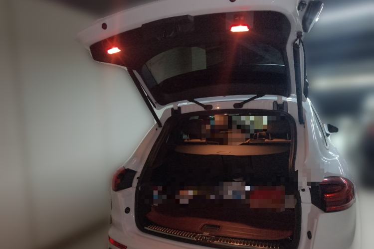 Used Porsche Cayenne 2015 Cayenne 3.0T Trunk