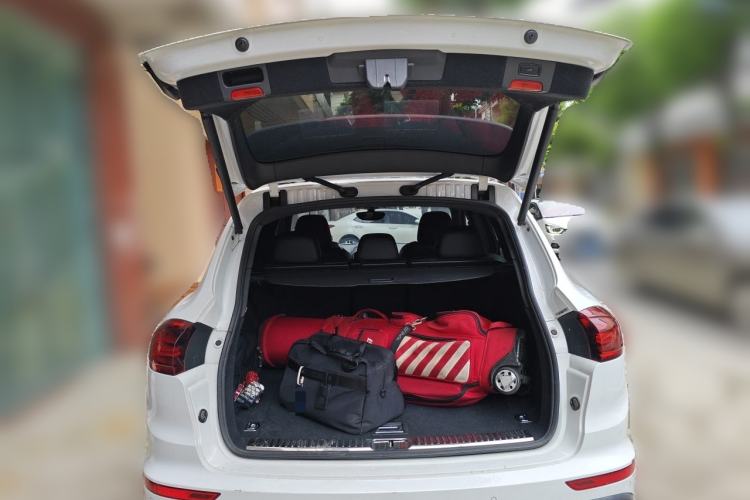 Used Porsche Cayenne 2015 Cayenne 3.0T Trunk