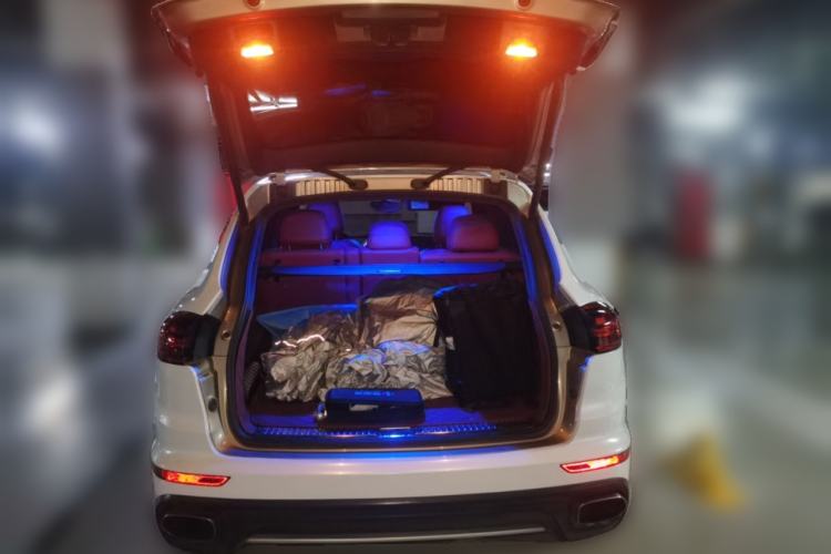 Used Porsche Cayenne 2015 Cayenne 3.0T Trunk