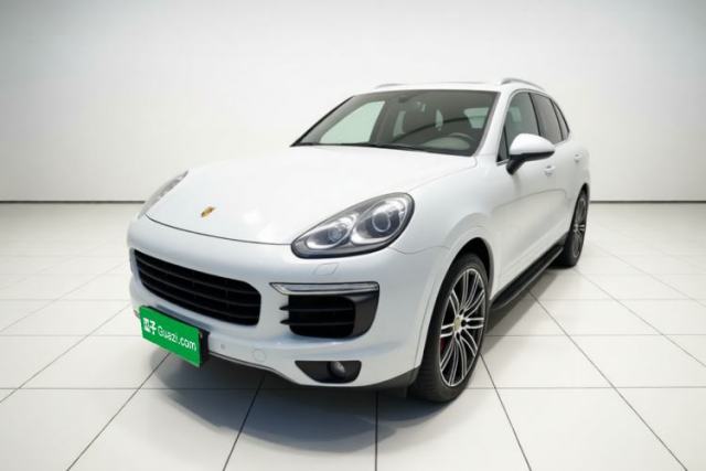 Porsche Cayenne 2015 Cayenne 3.0T مستعملة