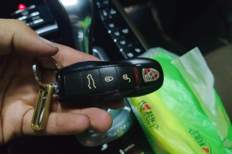 Used Porsche Cayenne 2015 Cayenne S 3.6T Vehicle Key