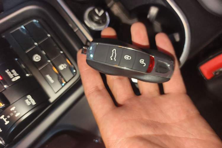 Used Porsche Cayenne 2015 Cayenne 3.0T Vehicle Key