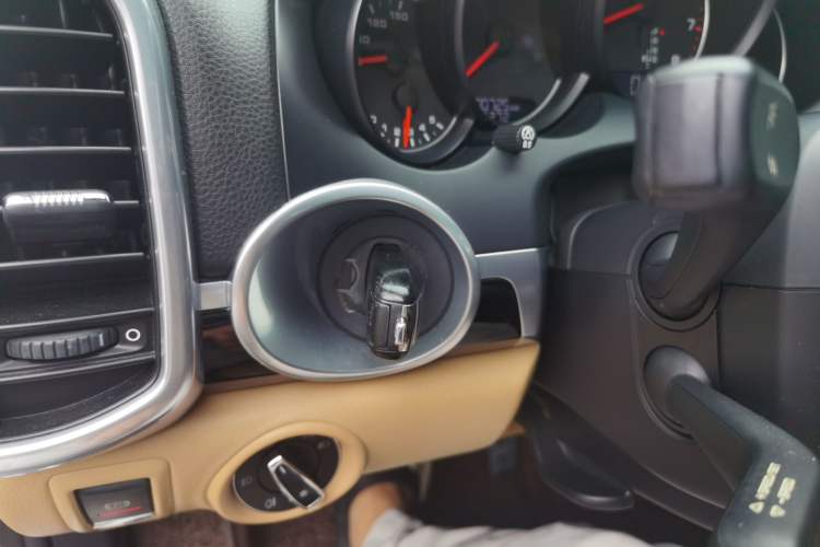 Used Porsche Cayenne 2015 Cayenne 3.0T Vehicle Key