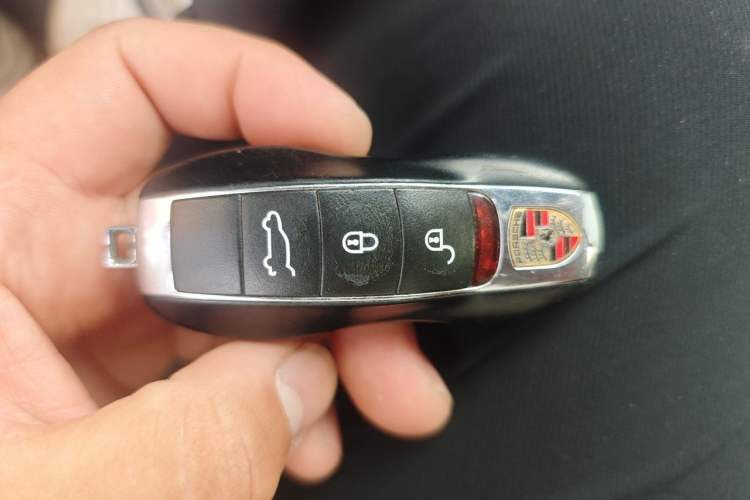 Used Porsche Cayenne 2015 Cayenne 3.0T Vehicle Key