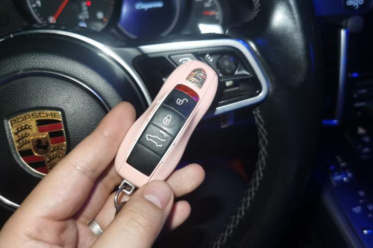 Used Porsche Cayenne 2015 Cayenne 3.0T Vehicle Key