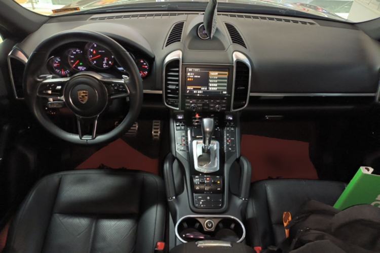 Used Porsche Cayenne 2015 Cayenne 3.0T Center Console