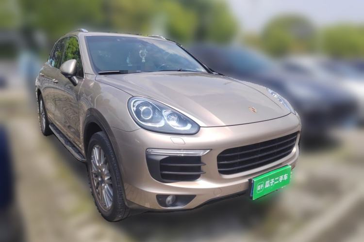 Used Porsche Cayenne 2015 Cayenne 3.0T Front Right 45 Deg