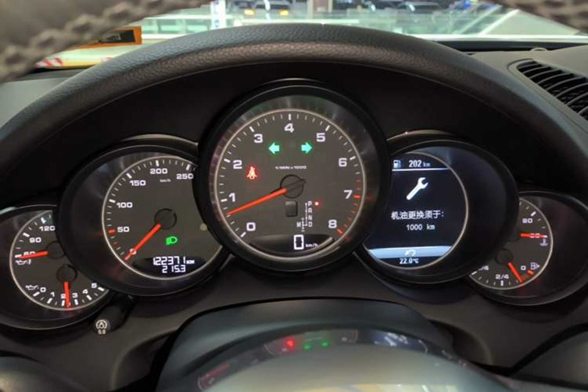 Used Porsche Cayenne 2015 Cayenne 3.0T Instrument Cluster
