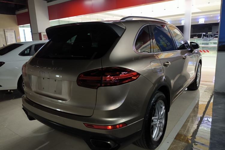 Used Porsche Cayenne 2015 Cayenne 3.0T Rear Right 45 Deg