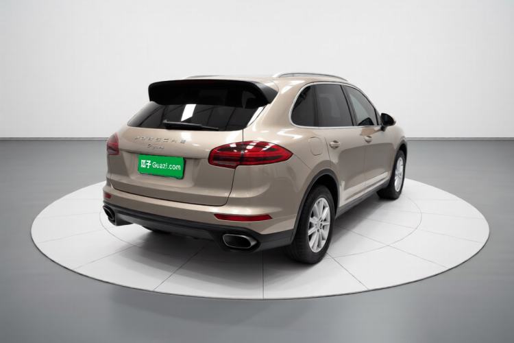 Used Porsche Cayenne 2015 3.0T Rear Right 45 Deg