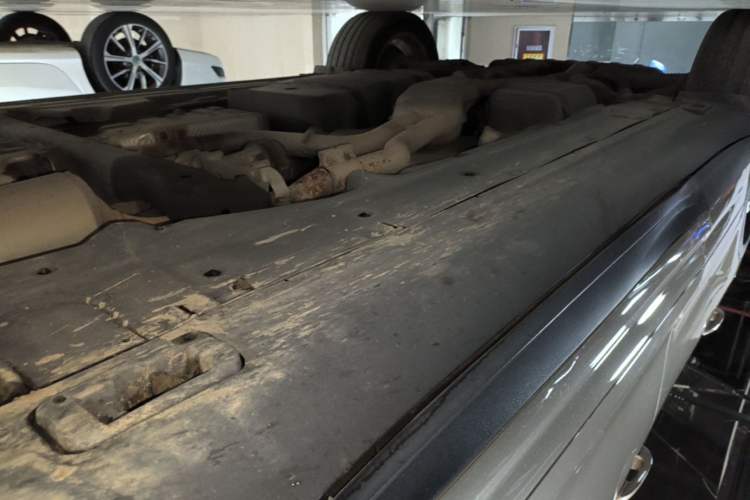 Used Porsche Cayenne 2015 Cayenne 3.0T Right Side Sill