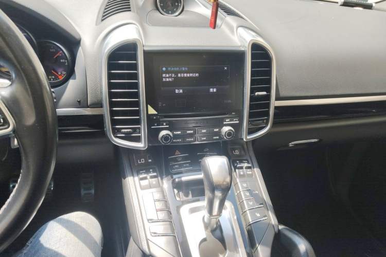 Used Porsche Cayenne 2016 Cayenne 3.0T Audio And AC Panel