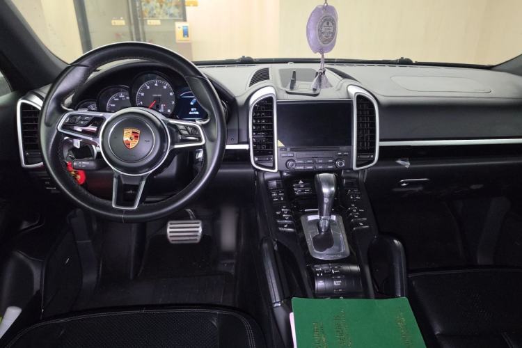 Used Porsche Cayenne 2016 Cayenne 3.0T Center Console
