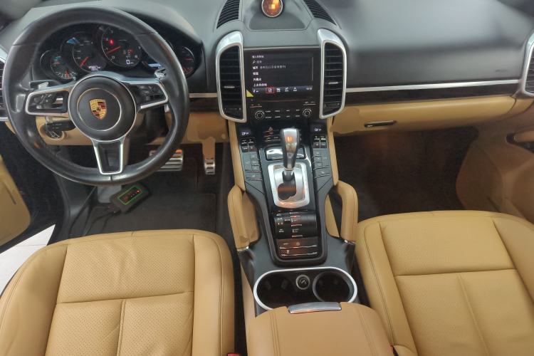 Used Porsche Cayenne 2016 Cayenne 3.0T Center Console