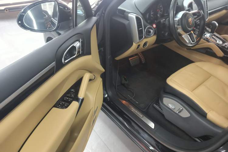 Used Porsche Cayenne 2016 Cayenne 3.0T Driver Seat