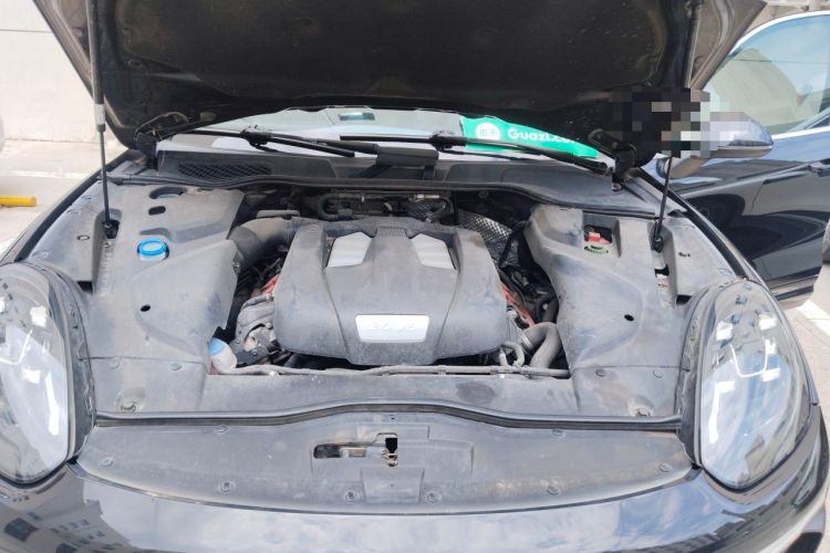 Used Porsche Cayenne 2016 Cayenne 3.0T Engine Bay