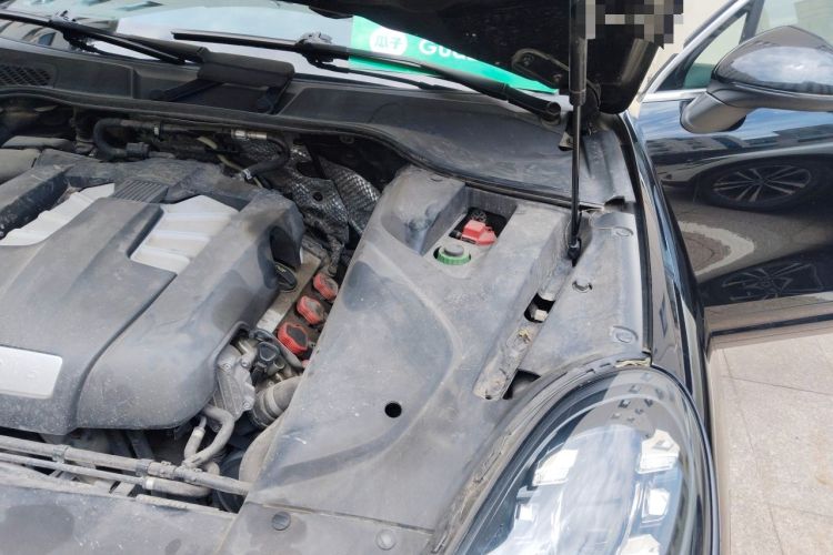 Used Porsche Cayenne 2016 Cayenne 3.0T Engine Bay Left