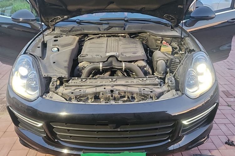 Used Porsche Cayenne 2016 Cayenne GTS 3.6T Engine Bay