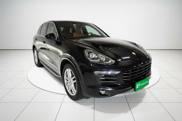 Used Porsche Cayenne 2016 Cayenne Platinum Edition 3.0T Exterior 2