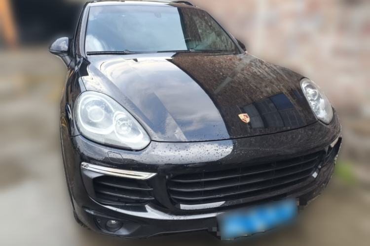 Used Porsche Cayenne 2016 Cayenne Platinum Edition 3.0T Front