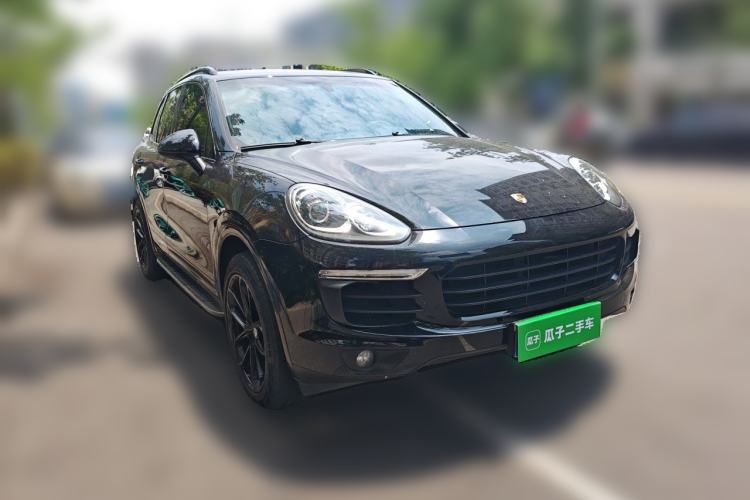 Used Porsche Cayenne 2016 Cayenne 3.0T Front Right 45 Deg