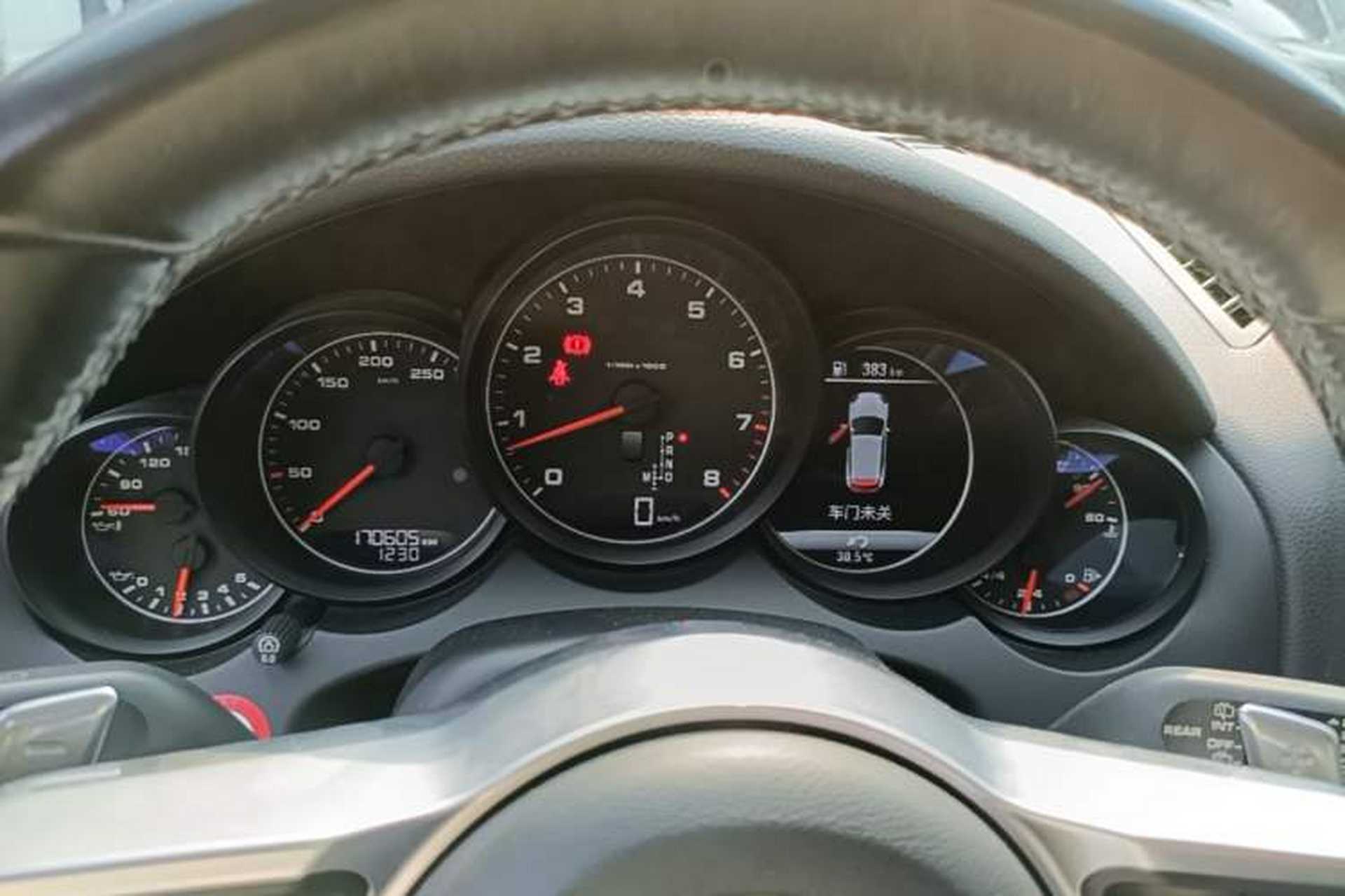 Used Porsche Cayenne 2016 Cayenne 3.0T Instrument Cluster