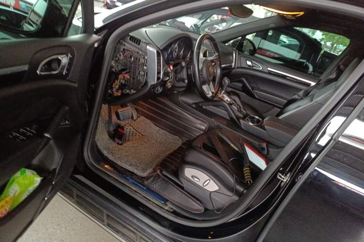 Used Porsche Cayenne 2016 Cayenne 3.0T Interior 3