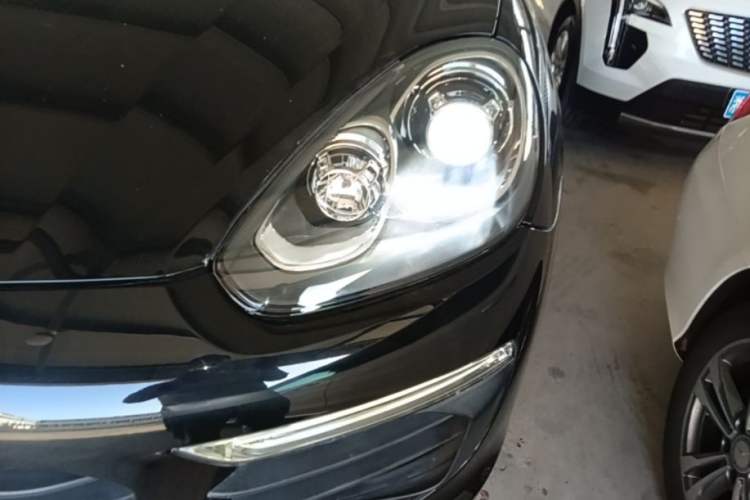 Used Porsche Cayenne 2016 Cayenne 3.0T Left Front Headlight