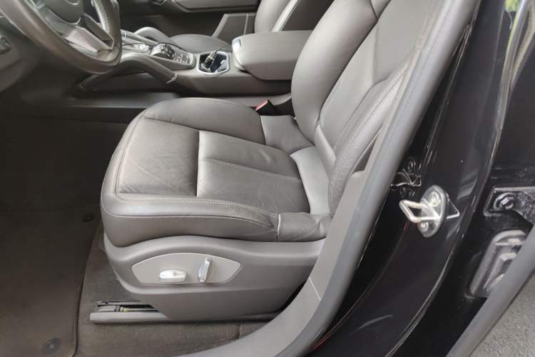 Used Porsche Cayenne 2016 Cayenne 3.0T Left Front Seat