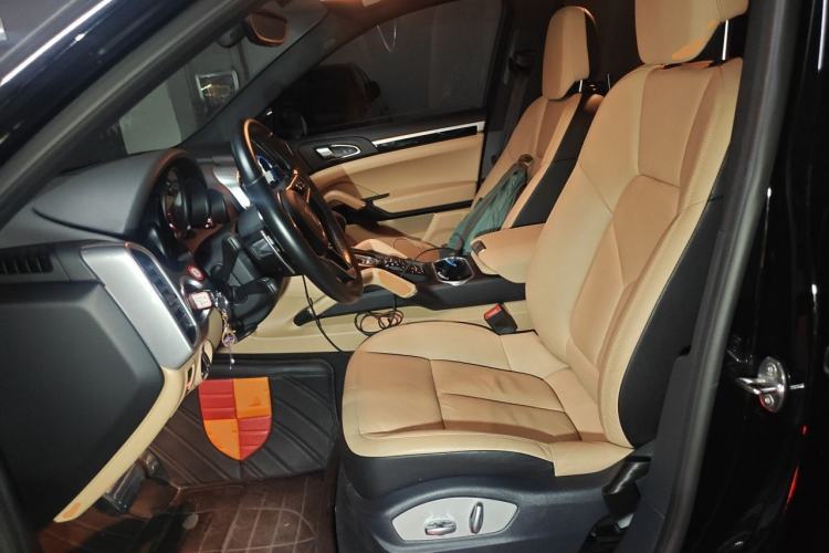 Used Porsche Cayenne 2016 Cayenne 3.0T Left Front Seat