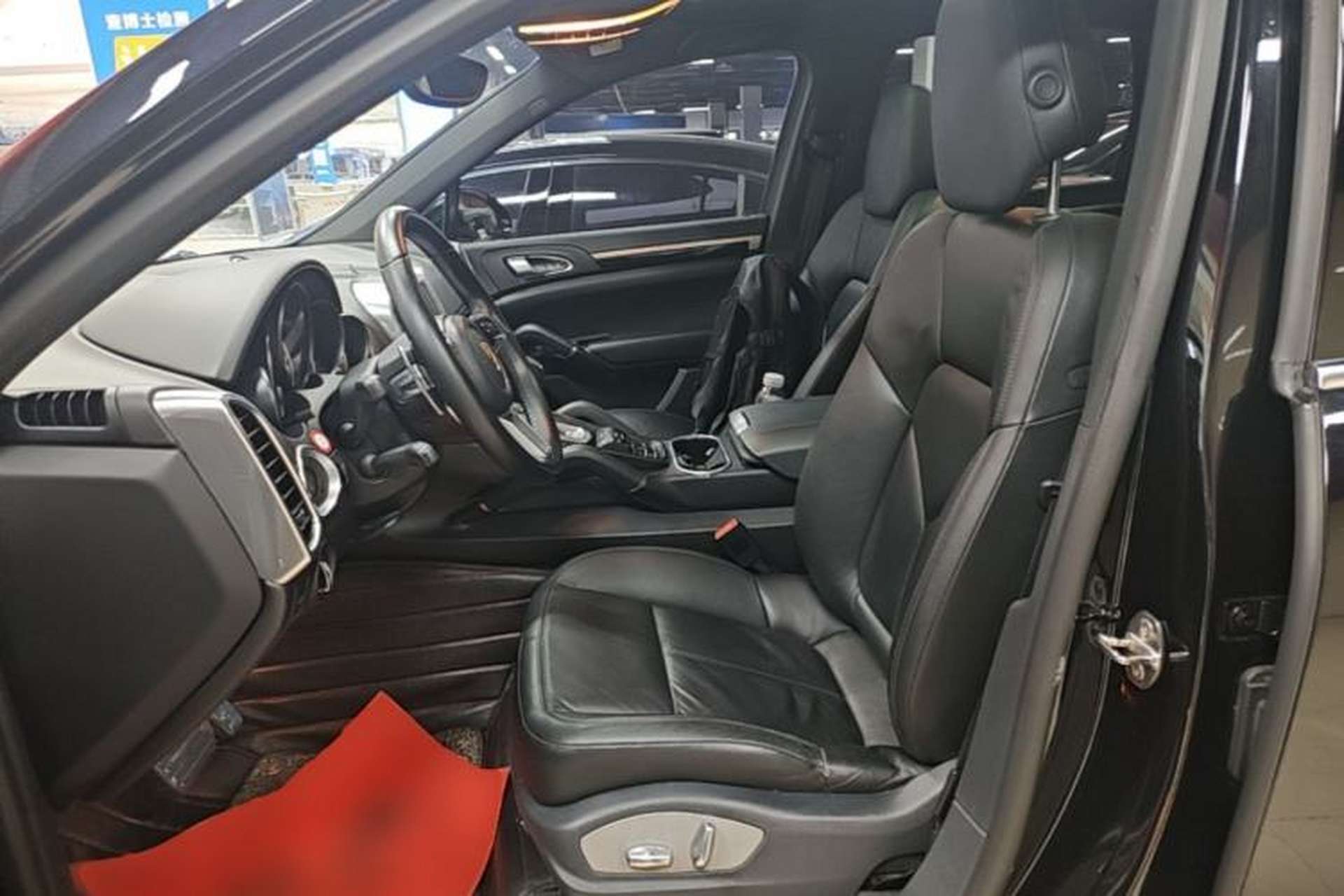 Used Porsche Cayenne 2016 Cayenne 3.0T Left Front Seat