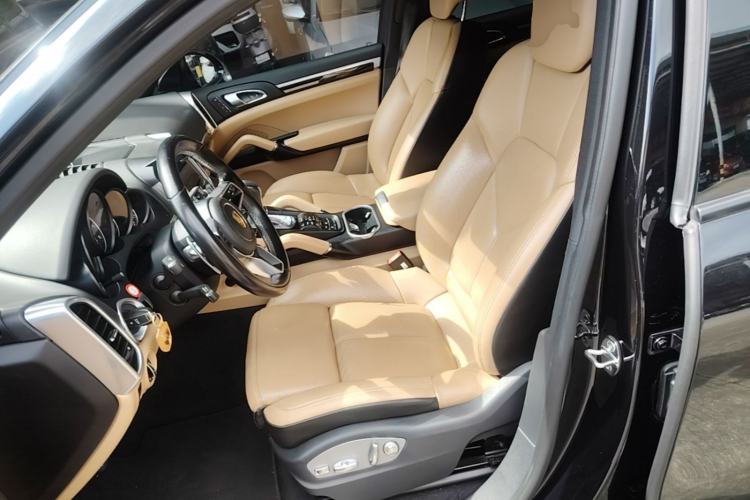Used Porsche Cayenne 2016 Cayenne 3.0T Left Front Seat