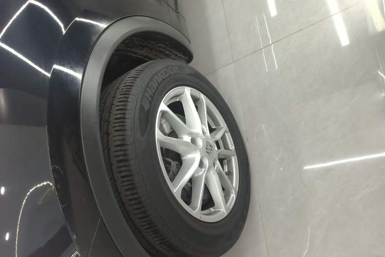 Used Porsche Cayenne 2016 Cayenne 3.0T Left Front Wheel Hub