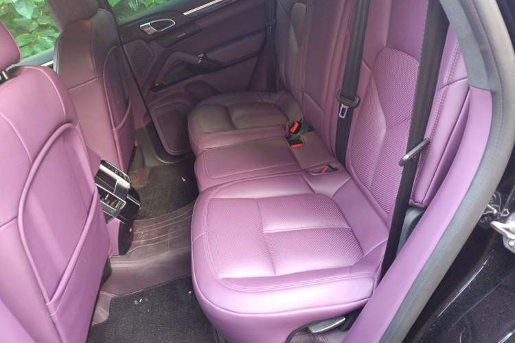 Used Porsche Cayenne 2016 Cayenne 3.0T Left Rear Seat