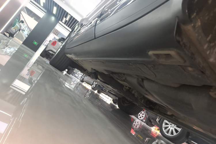 Used Porsche Cayenne 2016 Cayenne 3.0T Left Side Sill