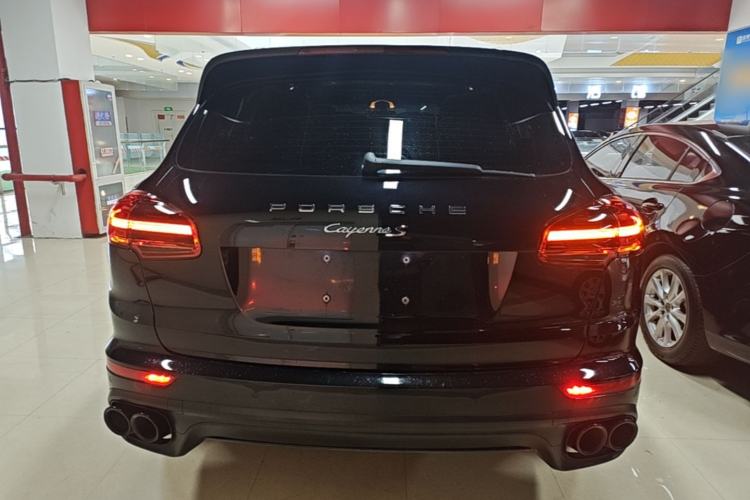 Used Porsche Cayenne 2016 Cayenne 3.0T Rear