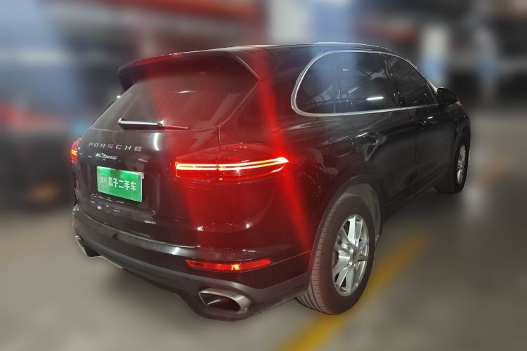 Used Porsche Cayenne 2016 Cayenne 3.0T Rear Right 45 Deg