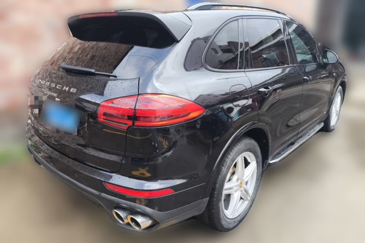 Used Porsche Cayenne 2016 Cayenne Platinum Edition 3.0T Rear Right 45 Deg
