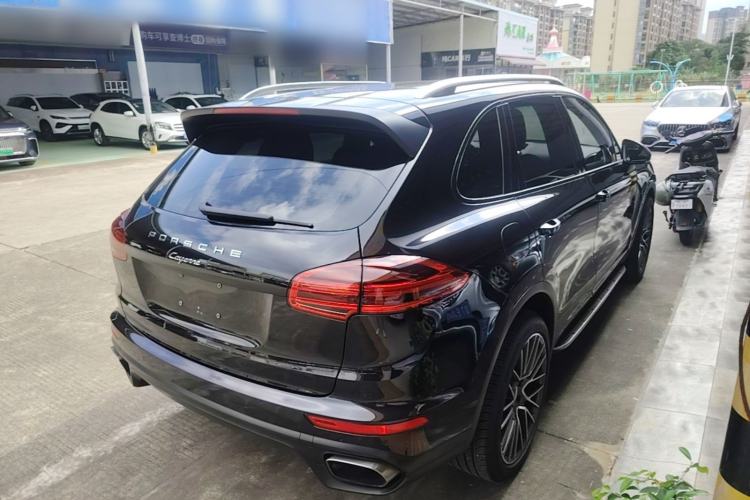 Used Porsche Cayenne 2016 Cayenne 3.0T Rear Right 45 Deg