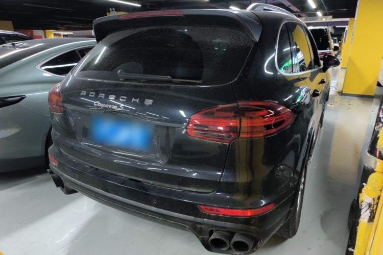 Used Porsche Cayenne 2016 Cayenne Platinum Edition 3.0T Rear Right 45 Deg