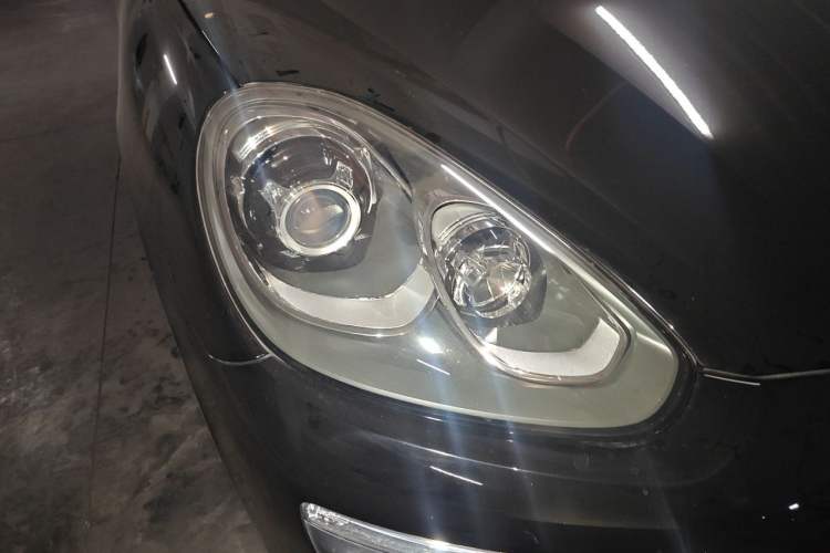 Used Porsche Cayenne 2016 Cayenne 3.0T Right Front Headlight