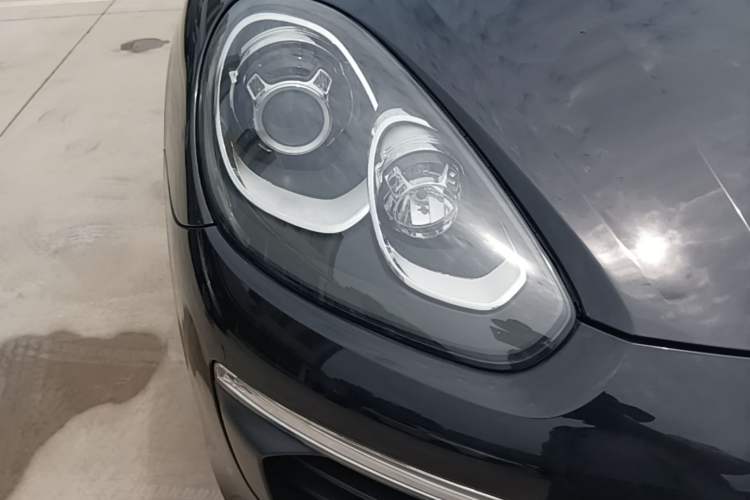 Used Porsche Cayenne 2016 Cayenne 3.0T Right Front Headlight