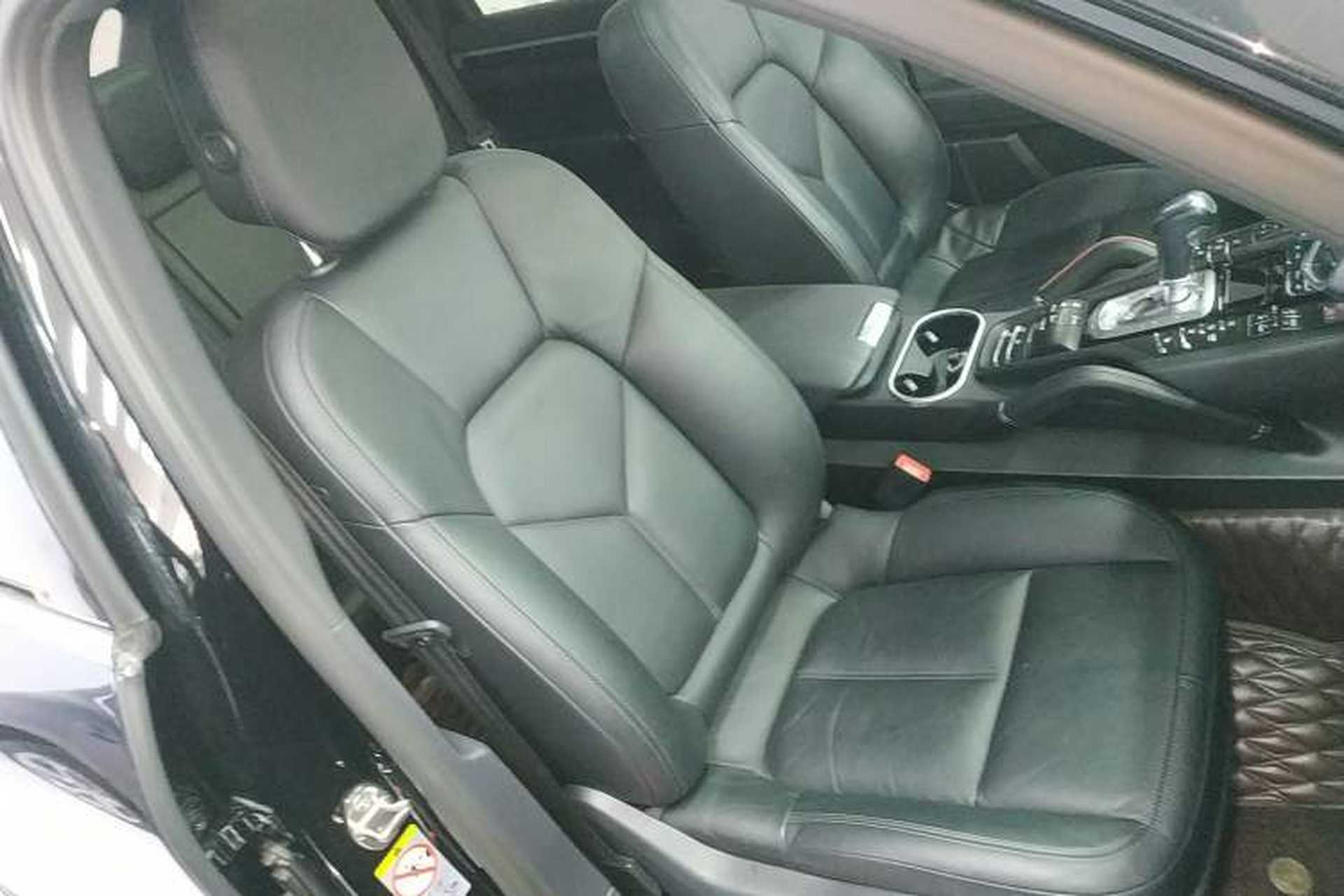 Used Porsche Cayenne 2016 Cayenne 3.0T Right Front Seat