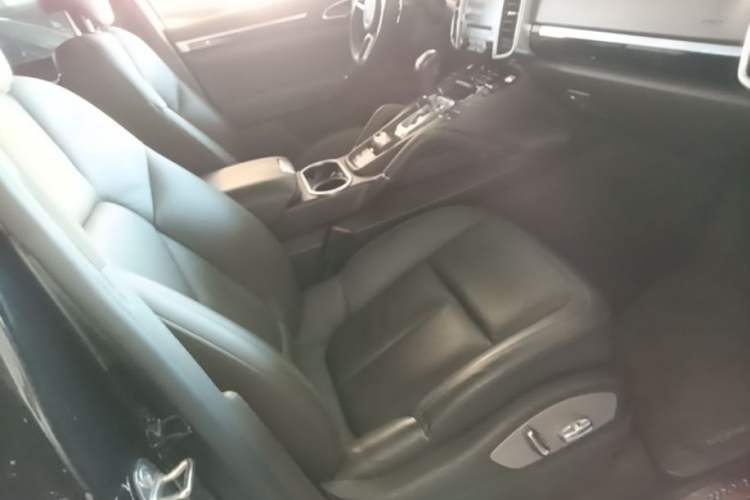 Used Porsche Cayenne 2016 Cayenne 3.0T Right Front Seat