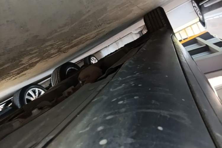 Used Porsche Cayenne 2016 Cayenne 3.0T Right Side Sill