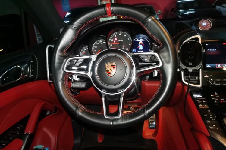 Used Porsche Cayenne 2016 Cayenne 3.0T Steering Wheel