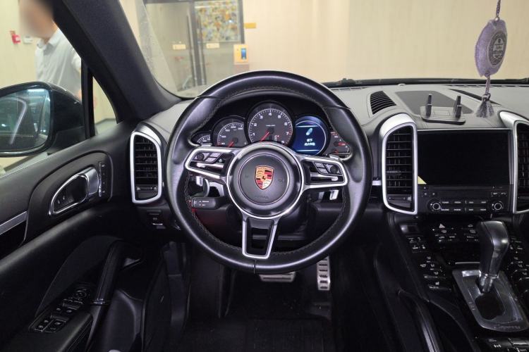 Used Porsche Cayenne 2016 Cayenne 3.0T Steering Wheel