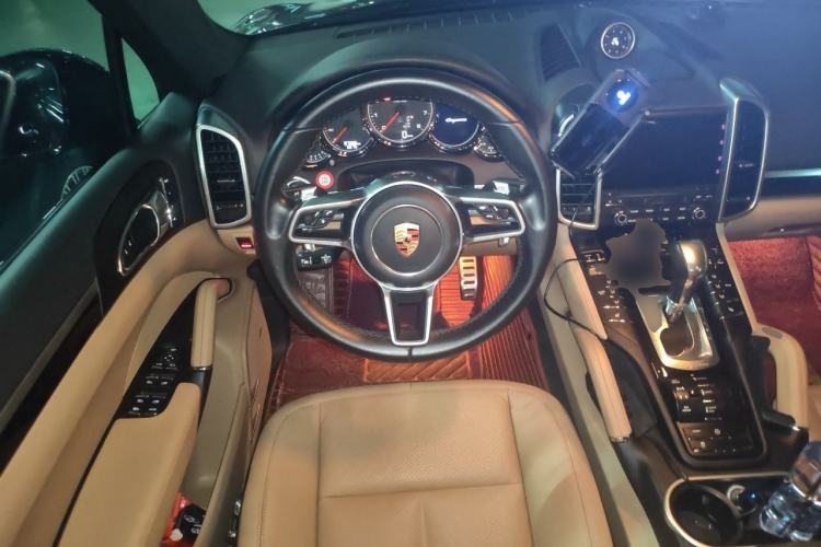 Used Porsche Cayenne 2016 Cayenne 3.0T Steering Wheel
