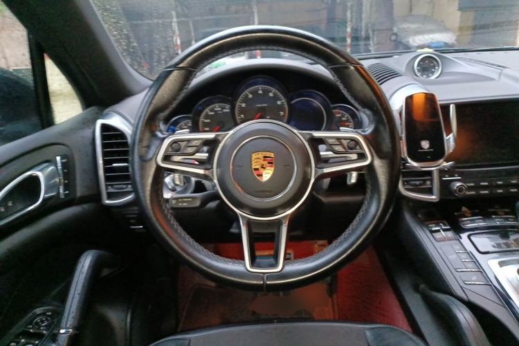 Used Porsche Cayenne 2016 3.0T parallel import Steering Wheel